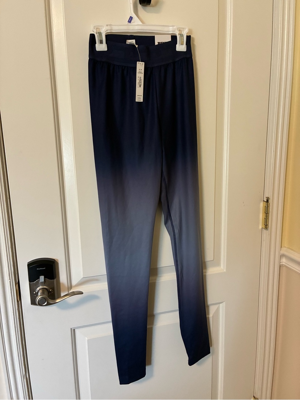 NWT PINK Victoria's Secret Navy Blue Waistband leggings